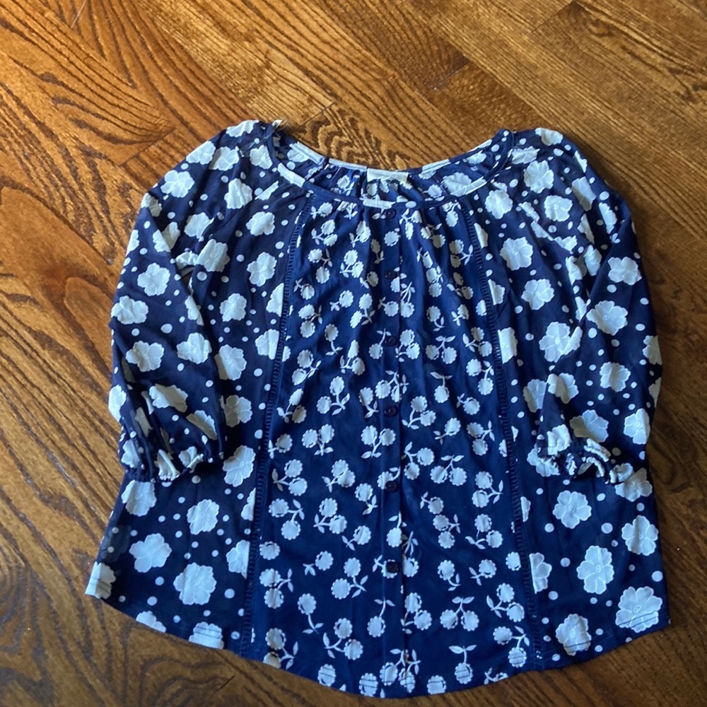 Petite’s blouse!